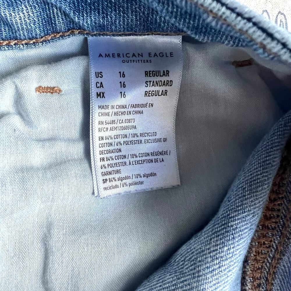 American Eagle Mom Jeans Bundle Y2K Light Wash Distressed Denim Sz 16 - Picture 14 of 16